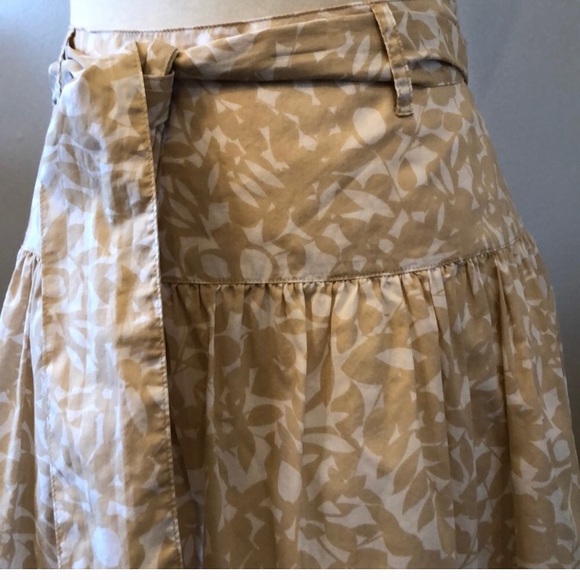Retro style floral skirt size 8 - Picture 2 of 7
